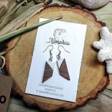 Charger l'image dans la galerie, DUO BOUCLES D'OREILLE ÉCOLOGIQUES et PORTE-BIJOUX upcyclé en coquille d'huître
