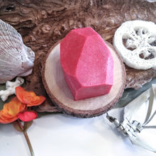 Charger l'image dans la galerie, GEL DOUCHE solide à la canneberge - Cranberry shower gel bar - Calypso Éco-savonnerie