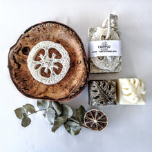 Charger l'image dans la galerie, COFFRET LUFFA - EUCALYPTUS - Calypso Éco-savonnerie
