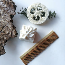 Charger l'image dans la galerie, peigne écologique CALYPSO - eco comb - Calypso Éco-savonnerie
