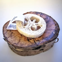 Charger l'image dans la galerie, SAVONNIERS - porte savon en bois tourné - Soap Dish - Calypso Éco-savonnerie
