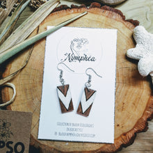 Charger l'image dans la galerie, DUO BOUCLES D'OREILLE ÉCOLOGIQUES et PORTE-BIJOUX upcyclé en coquille d'huître
